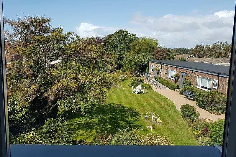 The Coast Yard B & B Chalet Hotel Selsey Exterior photo