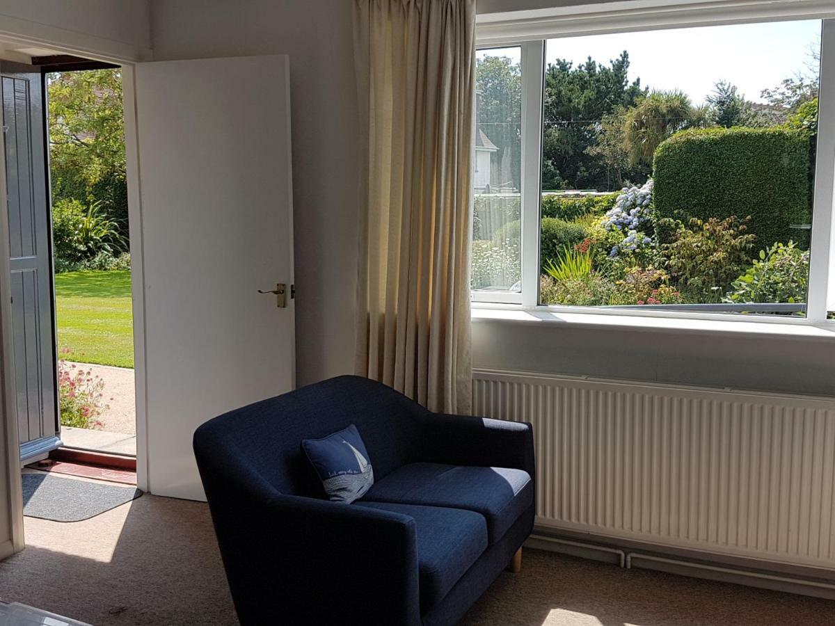 The Coast Yard B & B Chalet Hotel Selsey Exterior photo
